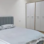 Free Parking Modern Escape 公寓 地拉那