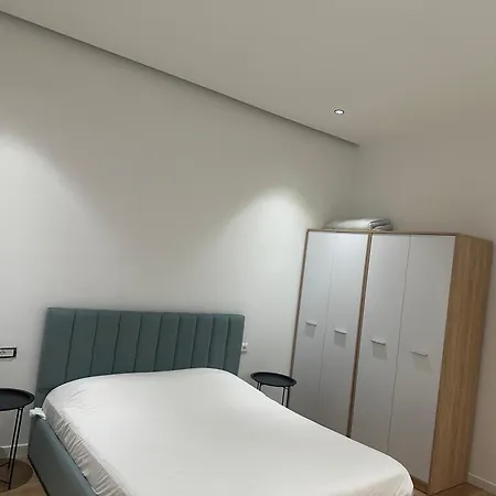 Free Parking Modern Escape Apartment *