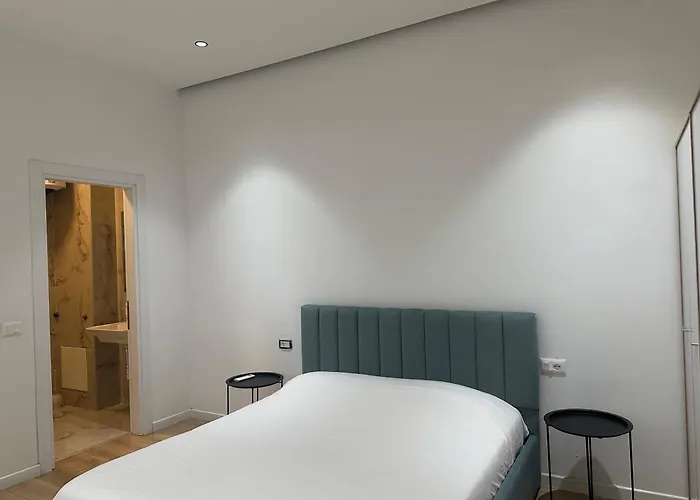 Free Parking Modern Escape